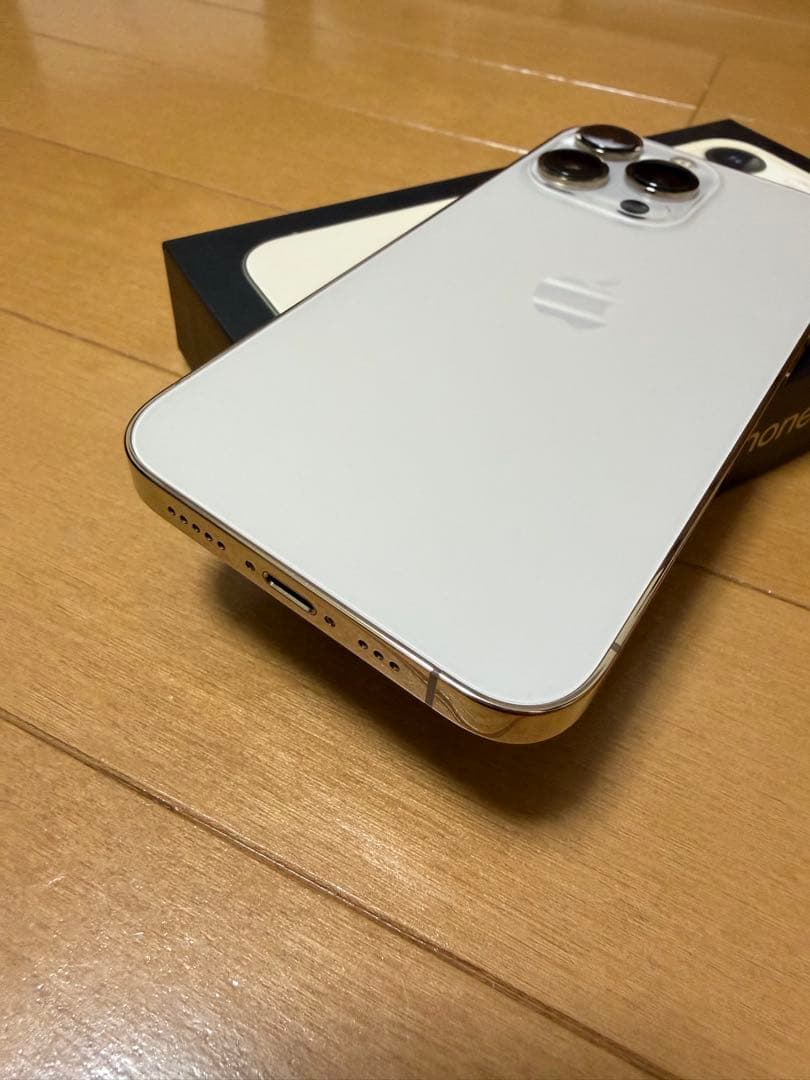 美品 未使用付属品完備Apple iPhone 13 Pro ゴールド