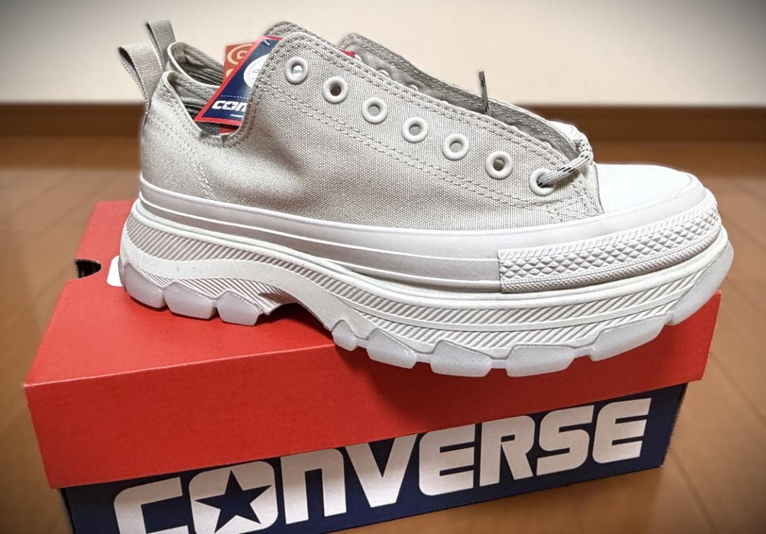 ★未使用 CONVERSE ALL STAR TREKWAVE 厚底 ローカット
