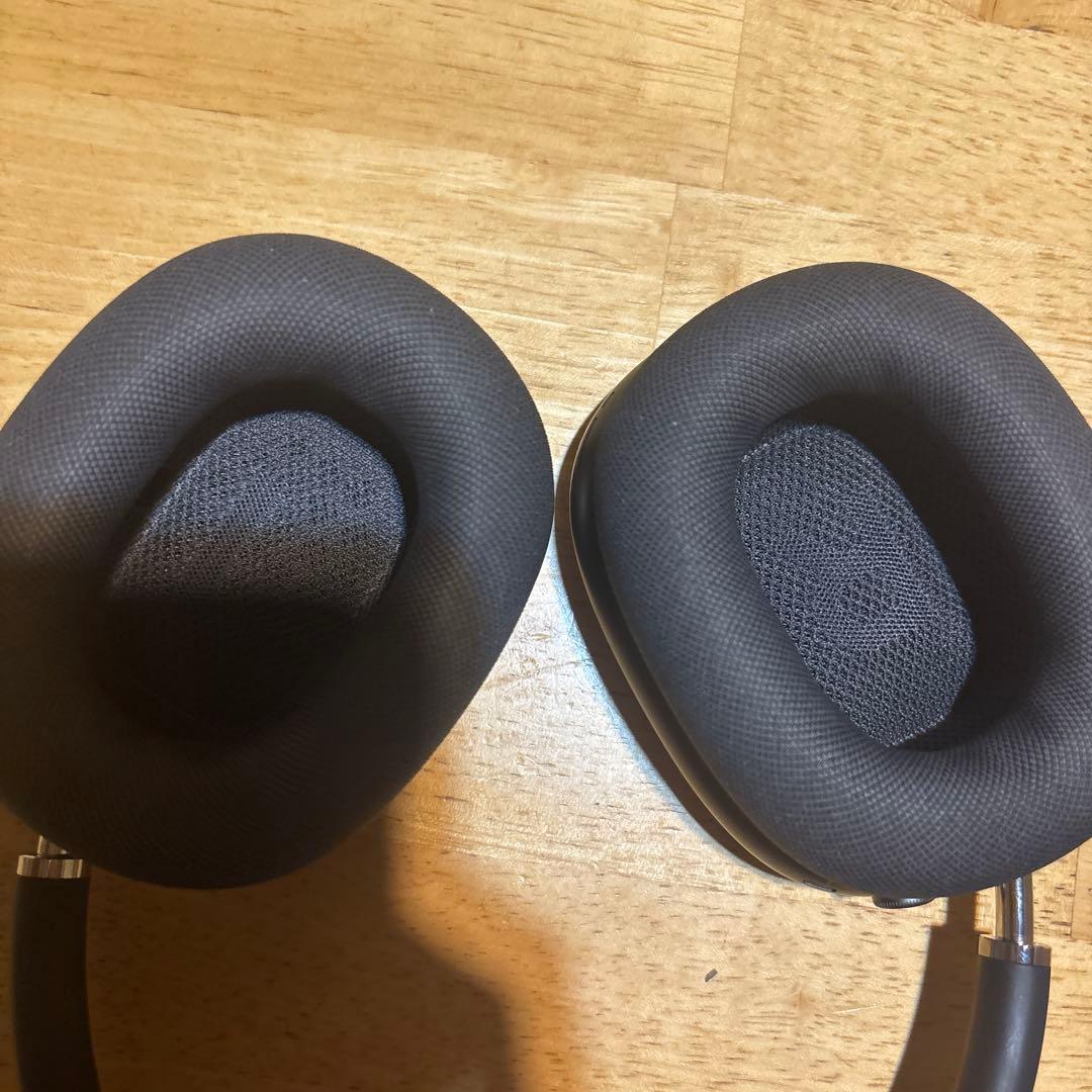 正規品airpods max