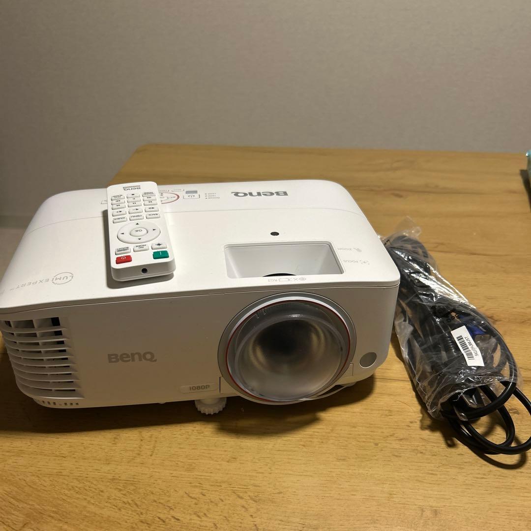 ベンキュージャパン BenQ TH671ST フルHD画質 DLPプロジェクター