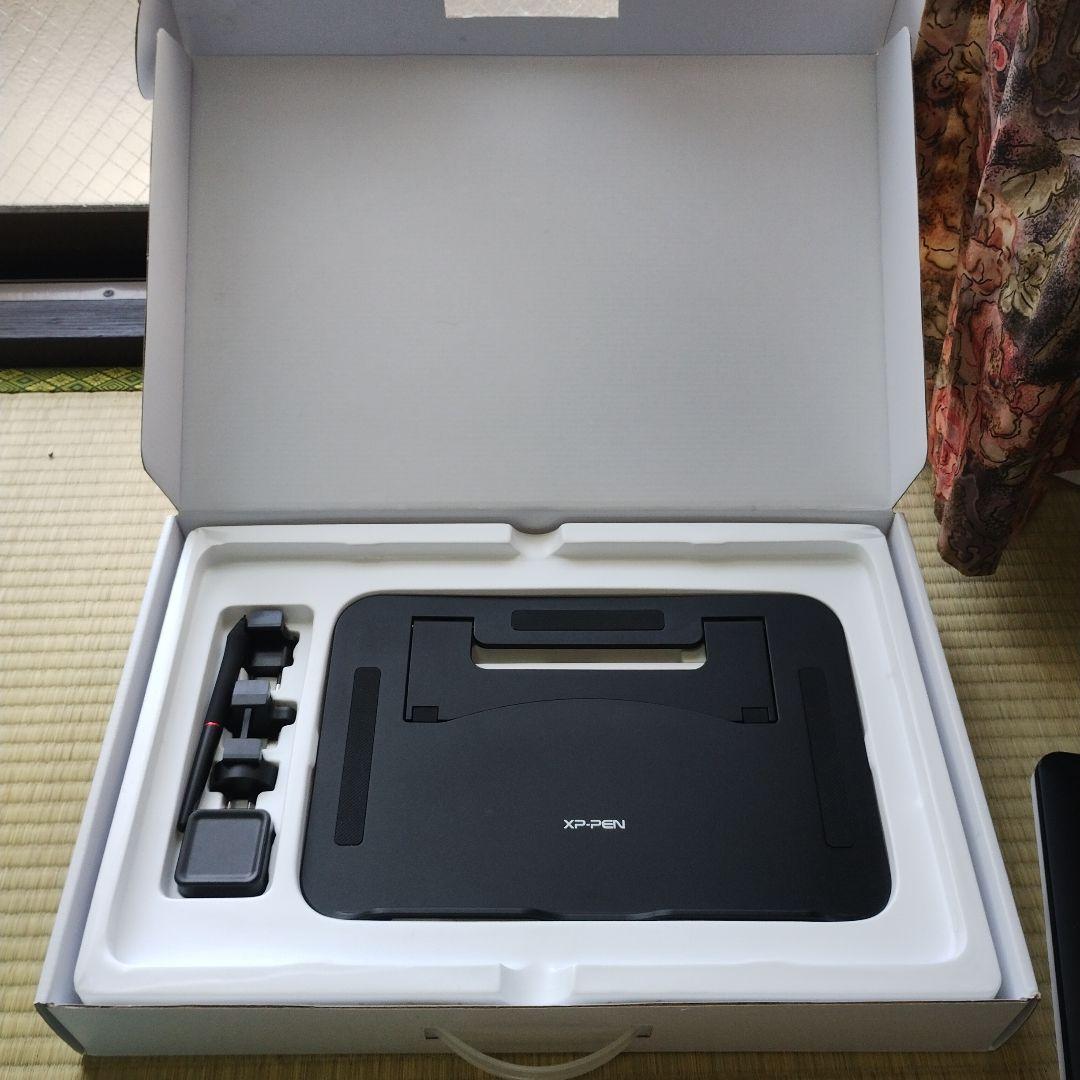 XP-Pen Artist 15.6 Pro 本体