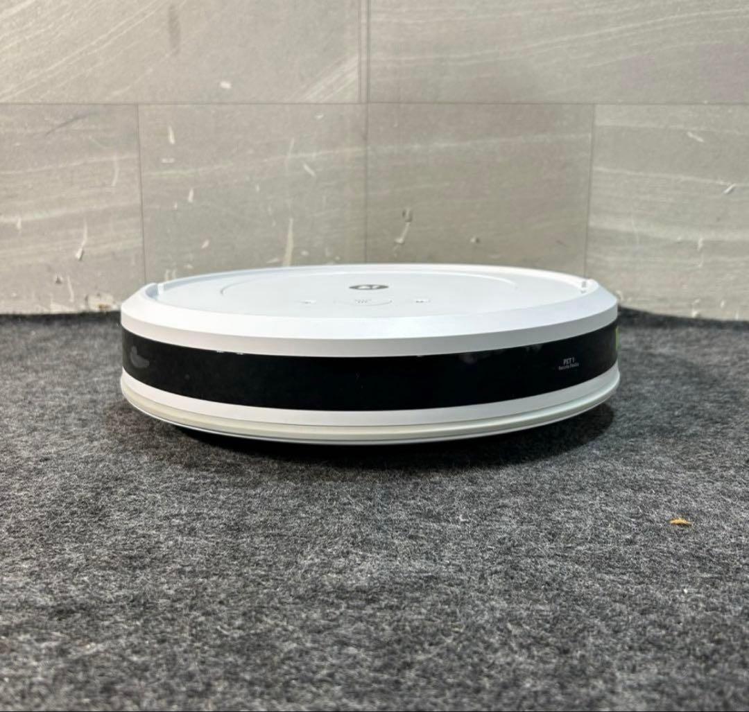 ルンバ　　ロボット掃除機本体 ホワイト 自動充電機能付き　（紙パック付き）