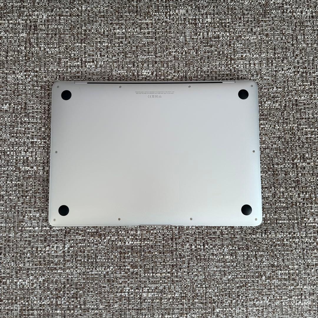 M1 Macbook air 16GB/256GB 定価138,380円