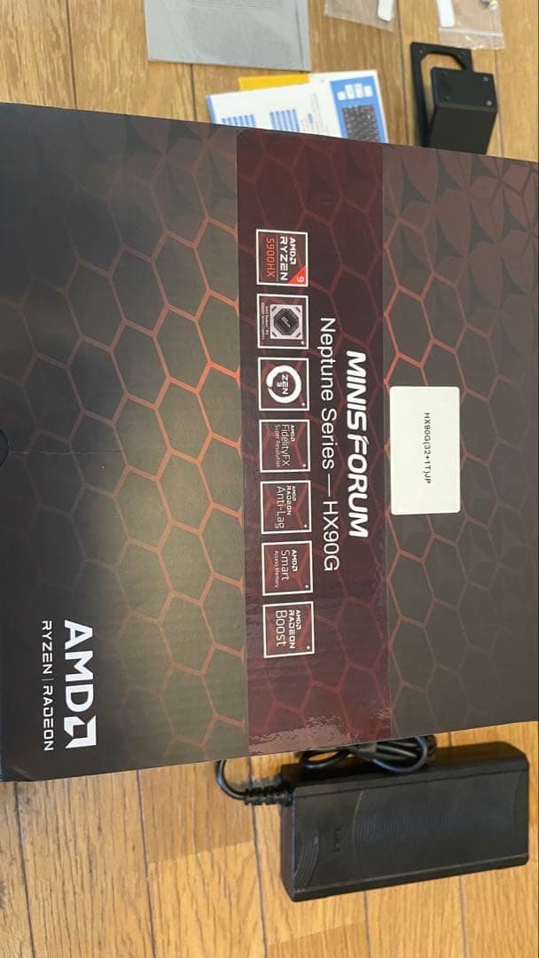 ミニPC MINISFORUM HX90G Ryzen9/32GB/1TB/RX6600M
