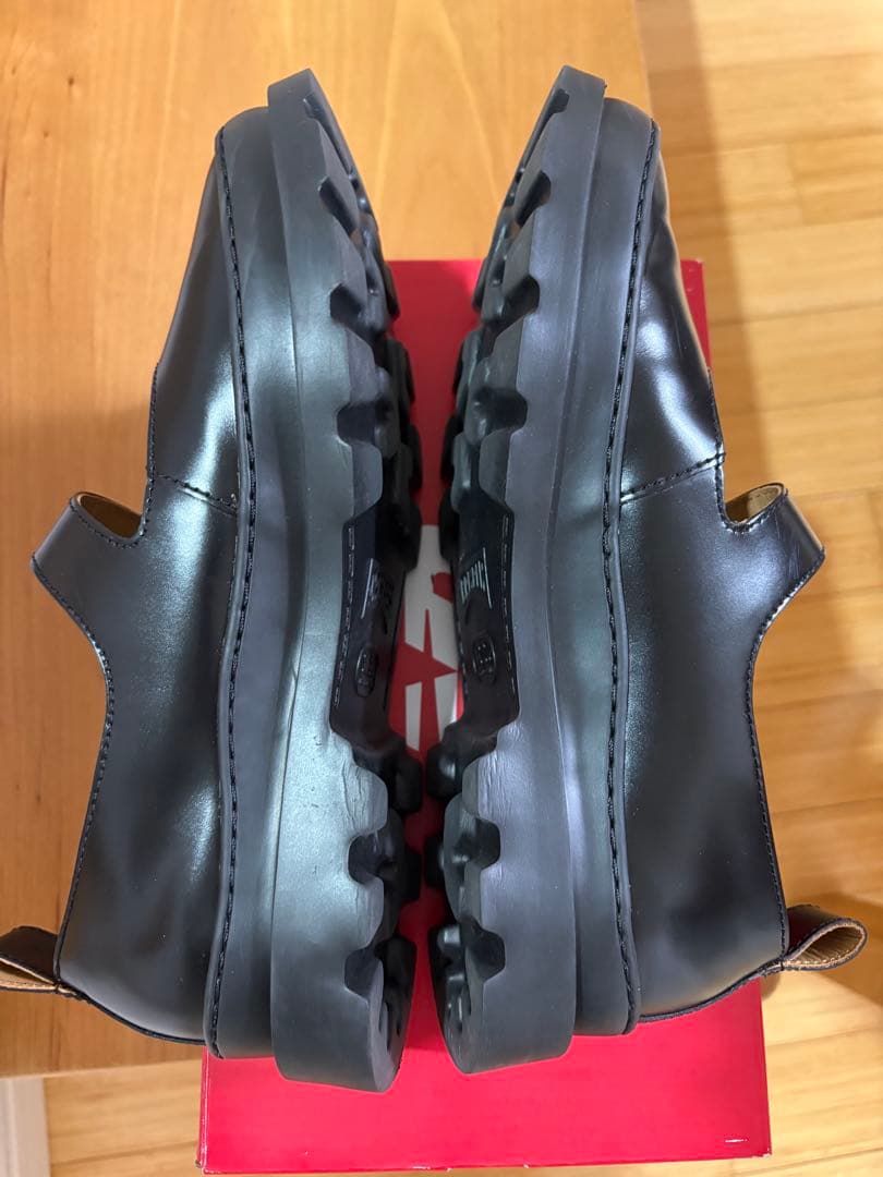 カンペール　ブルートゥス フラットシューズ