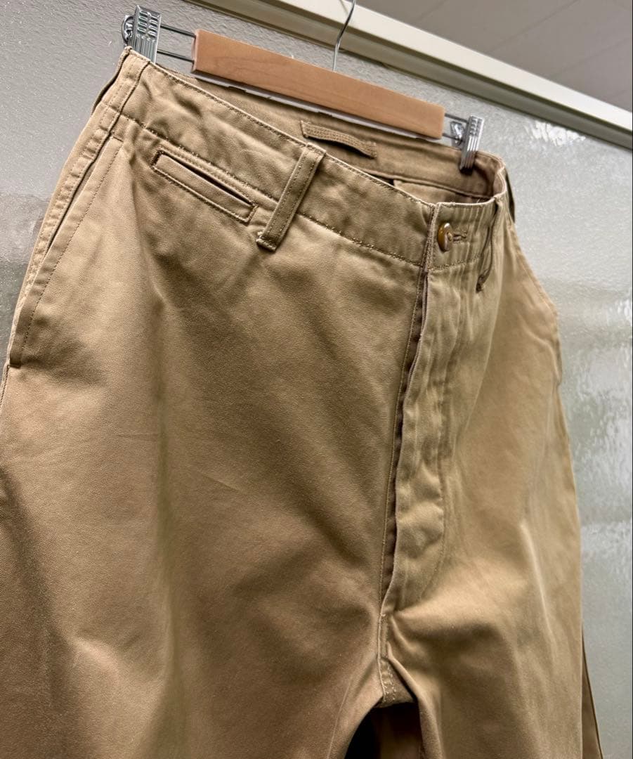 Nigel Cabourn ベーシックミリタリーチノ 32 ベージュ