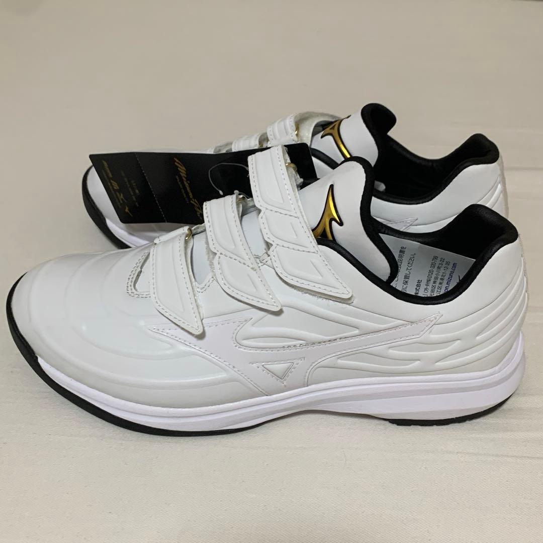 ミズノ ウェーブライトレボランプロKL