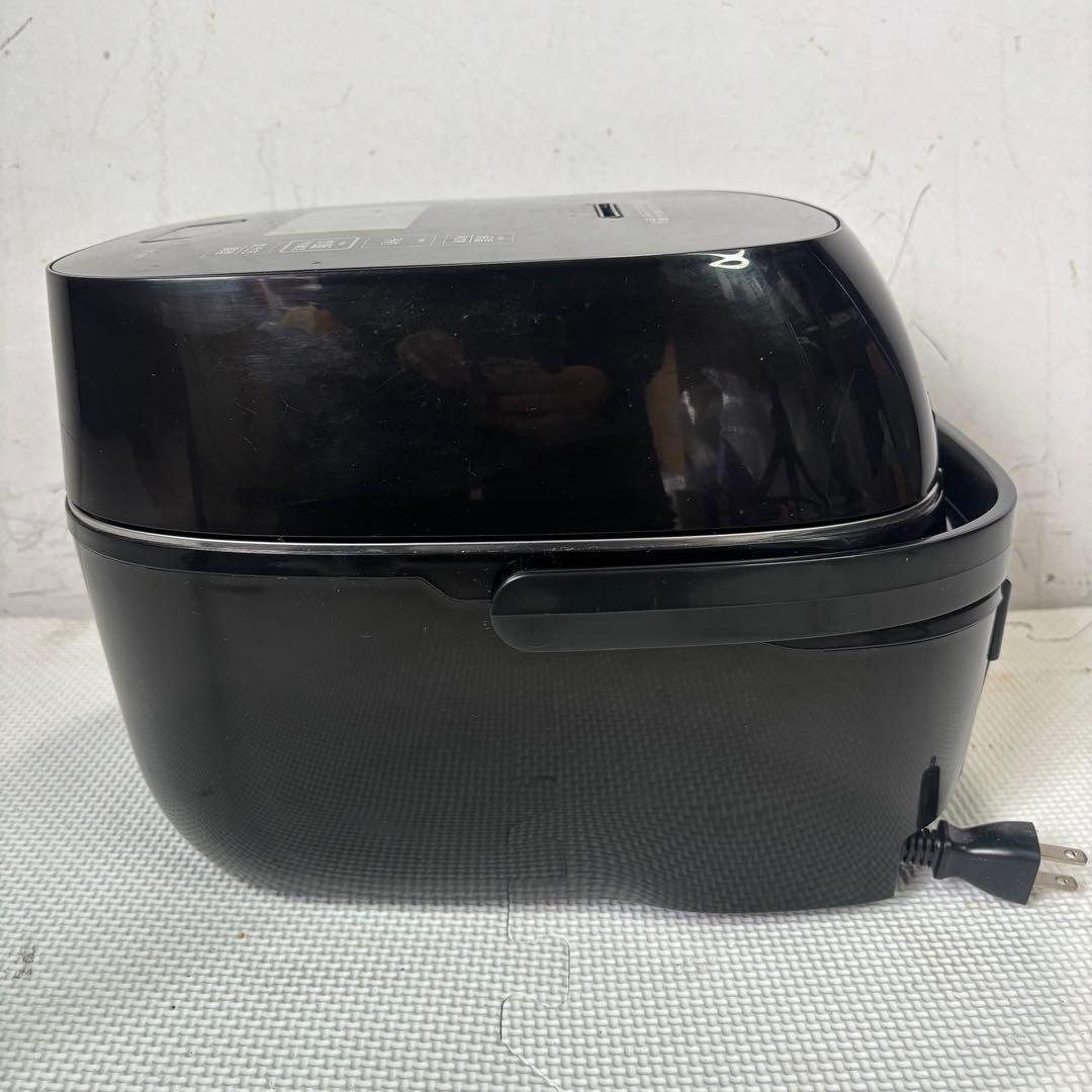 東芝　RC-10VST 真空圧力IHジャー炊飯器　2023年製