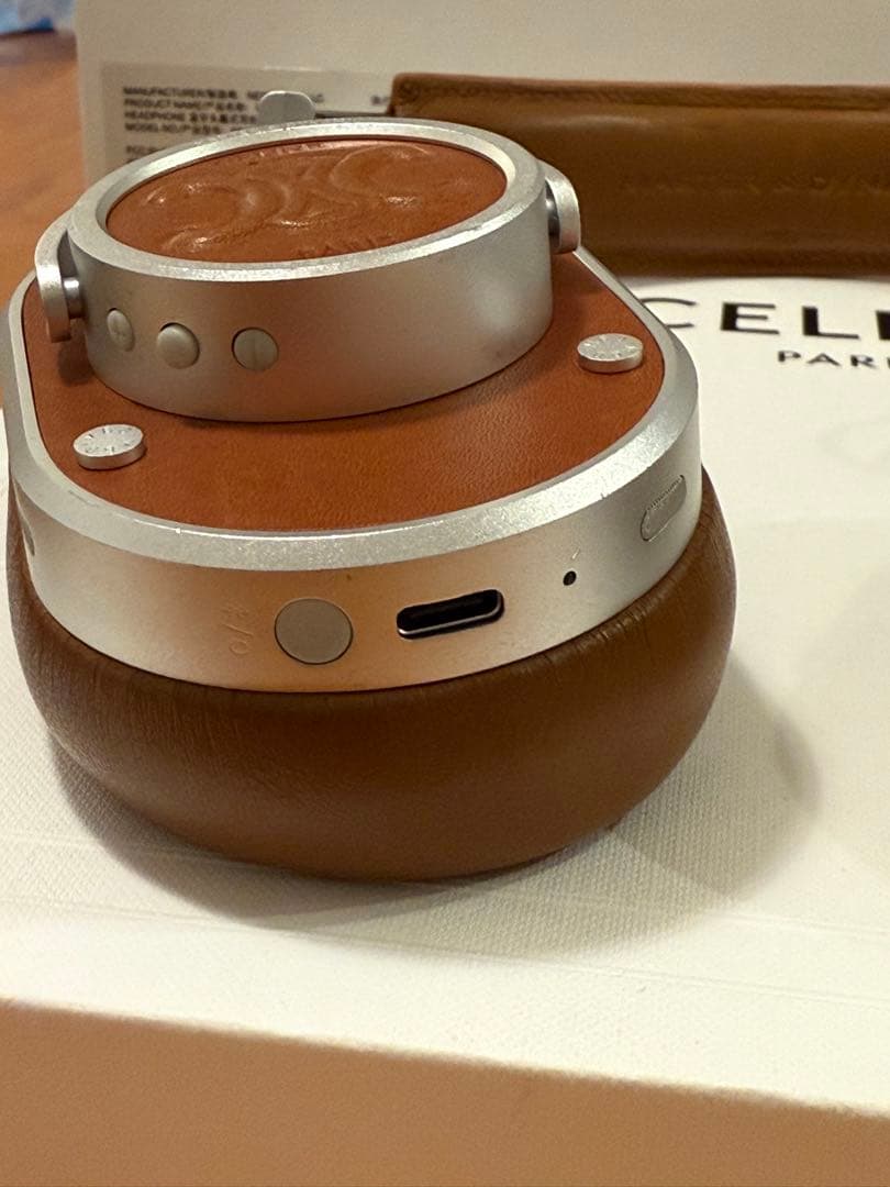 CELINE × MASTER & DYNAMIC ヘッドホン セリーヌ