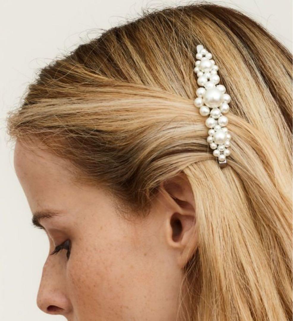simone rocha シモーネロシャ　パールのヘアクリップ