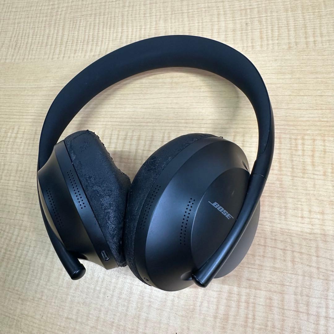 BOSE ワイヤレスヘッドホン　NC700HP