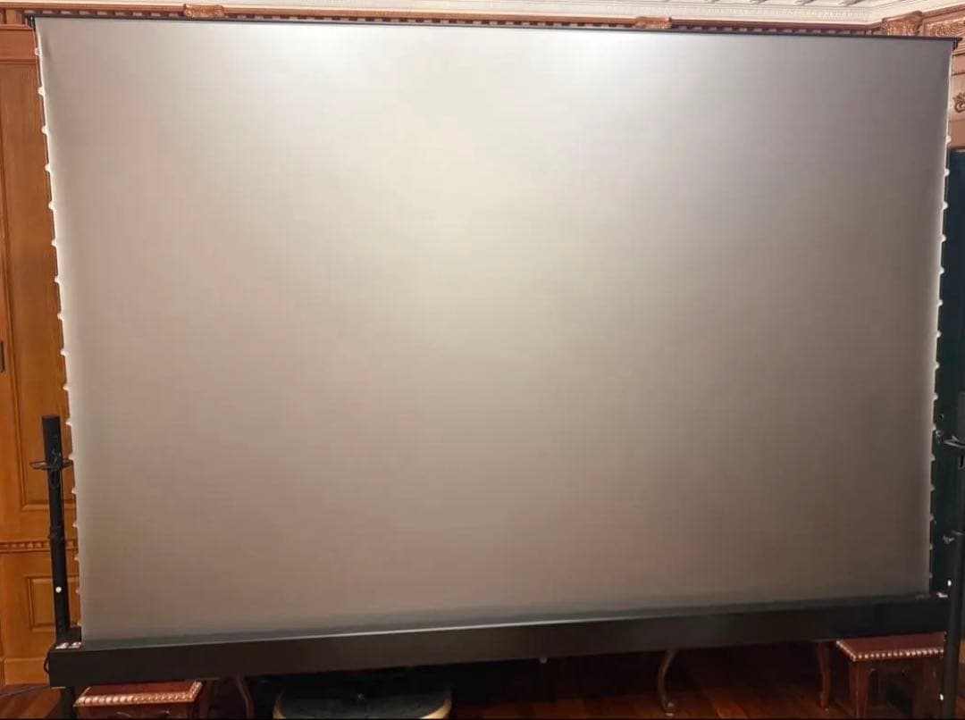 vivid storm 120インチスクリーン