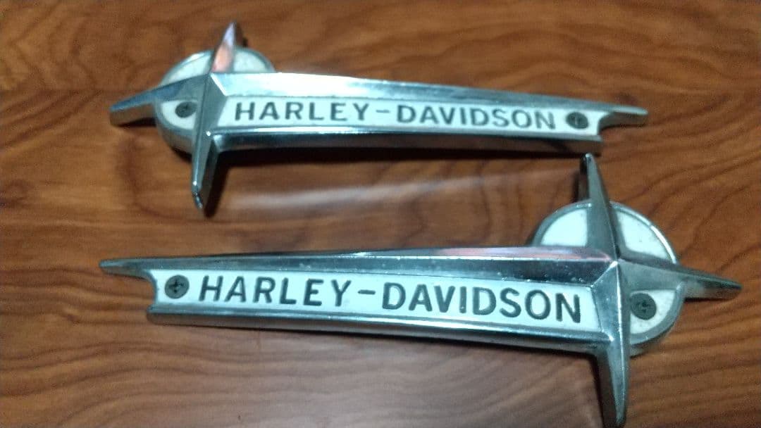 ハーレー タンクエンブレム