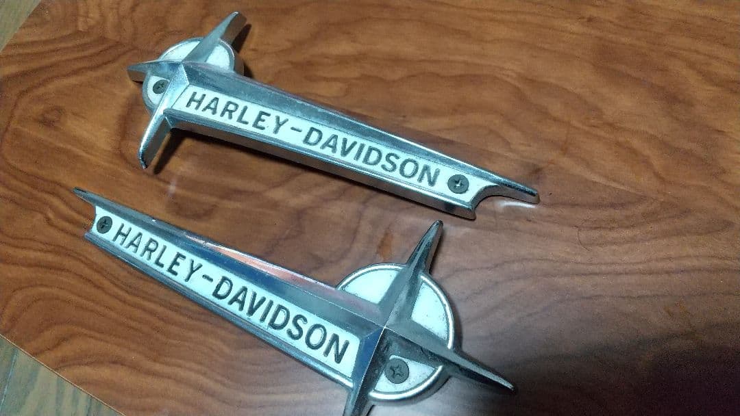 ハーレー タンクエンブレム