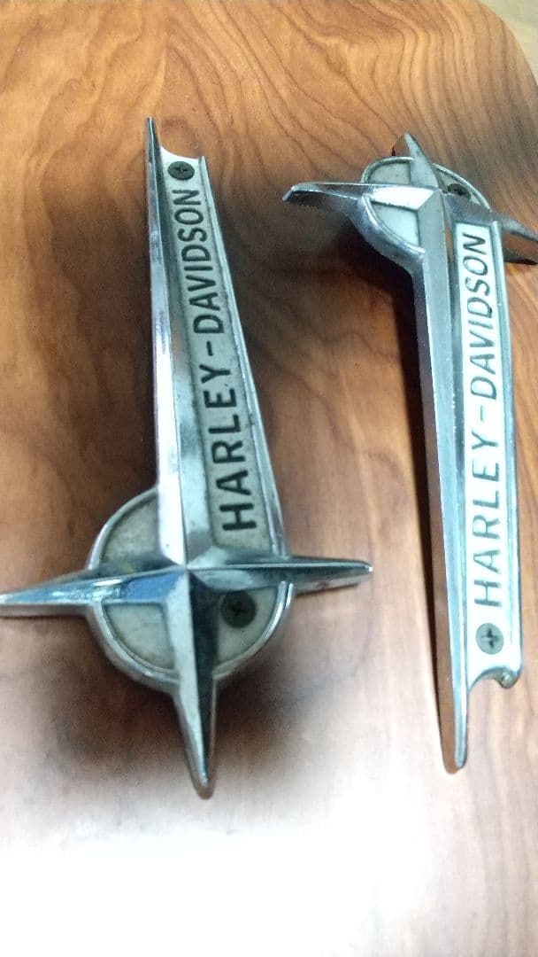 ハーレー タンクエンブレム