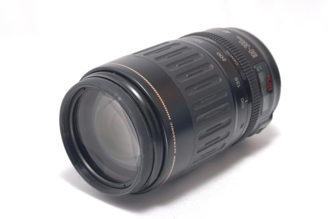 ⭐️ダブルズーム⭐️Canon Kiss X9i キャノン　デジタル一眼