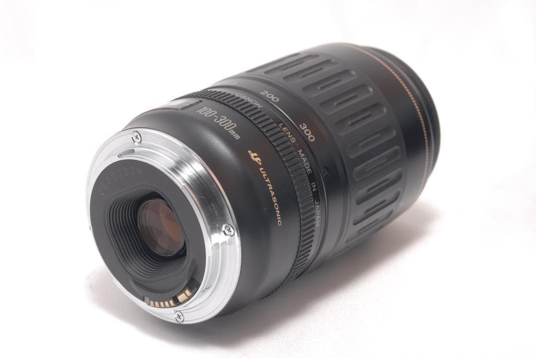 ⭐️ダブルズーム⭐️Canon Kiss X9i キャノン　デジタル一眼