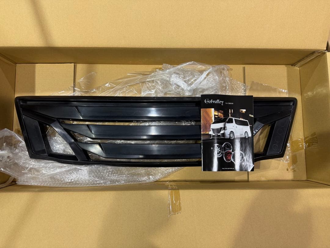 ゴルヴァレイ未塗装フロントグリル　 nv350キャラバンE26〜［H24/6〜］