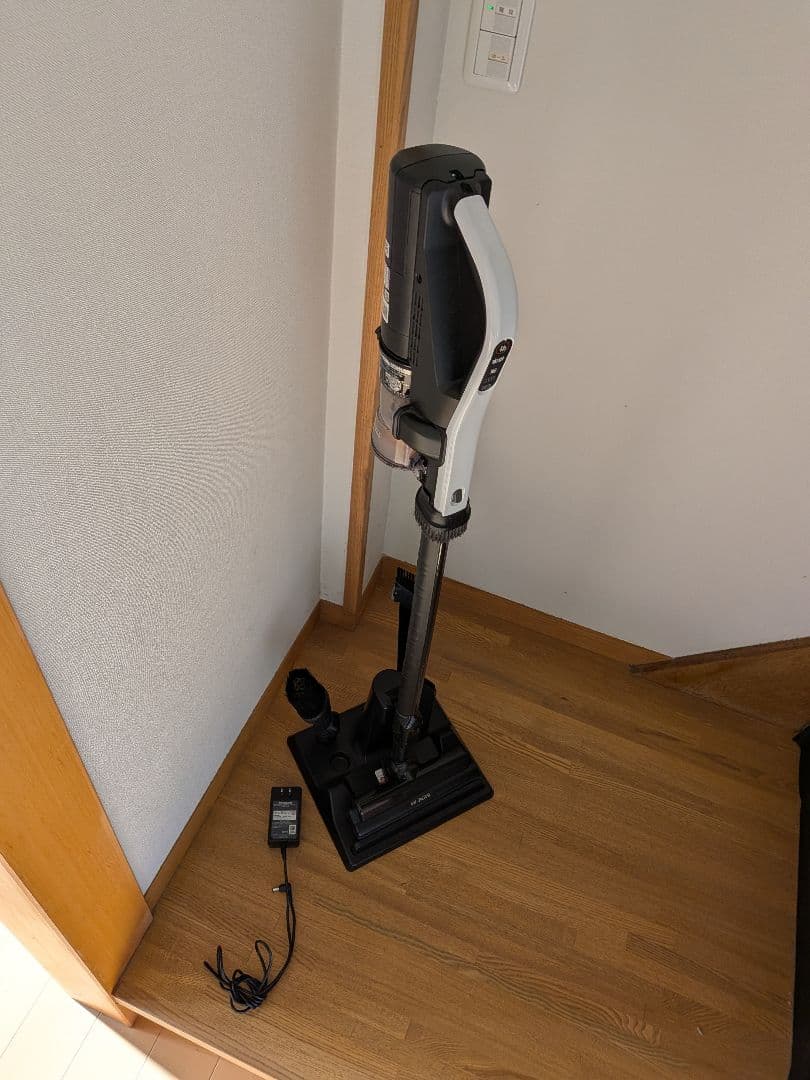 【強連続８分１５秒】2023年製 日立　スティッククリーナー　PV-BL1K