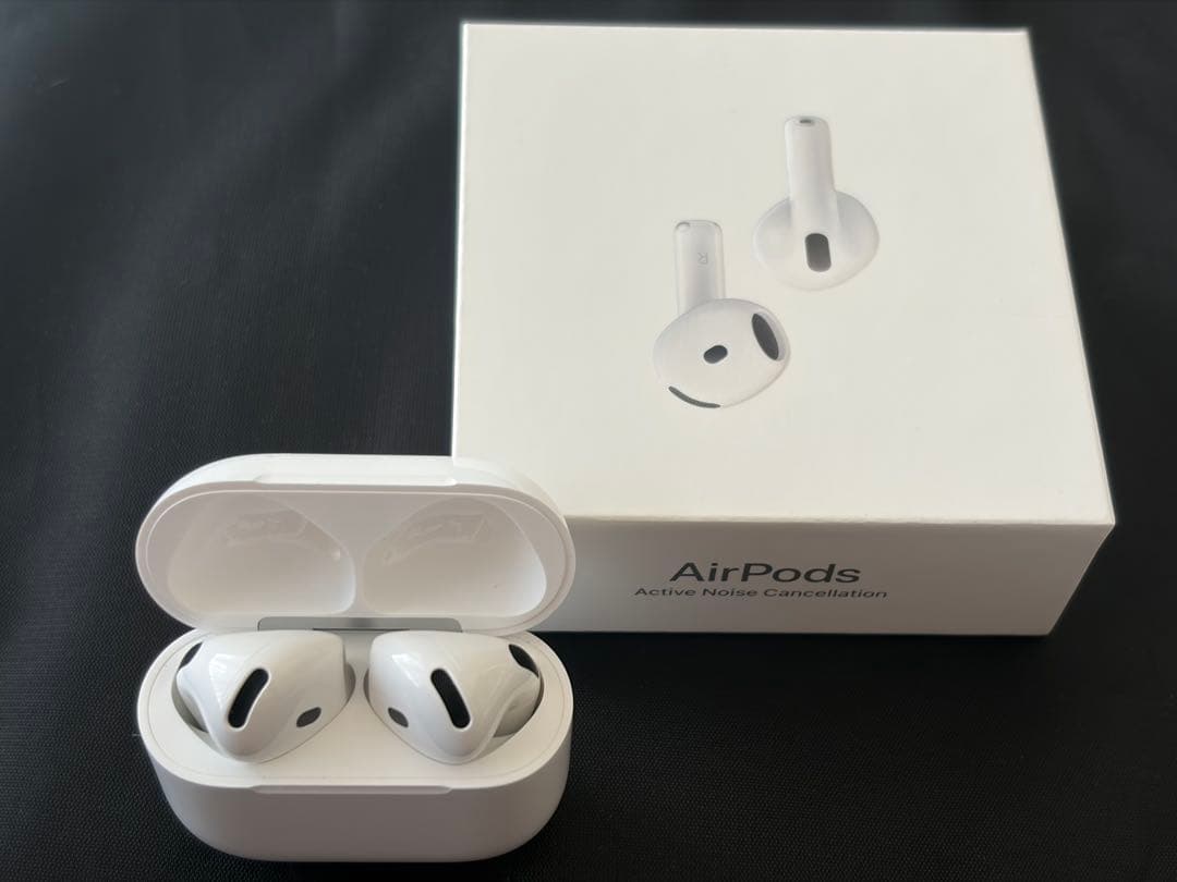 AirPods4本体 ホワイト アクティブノイズキャンセリング