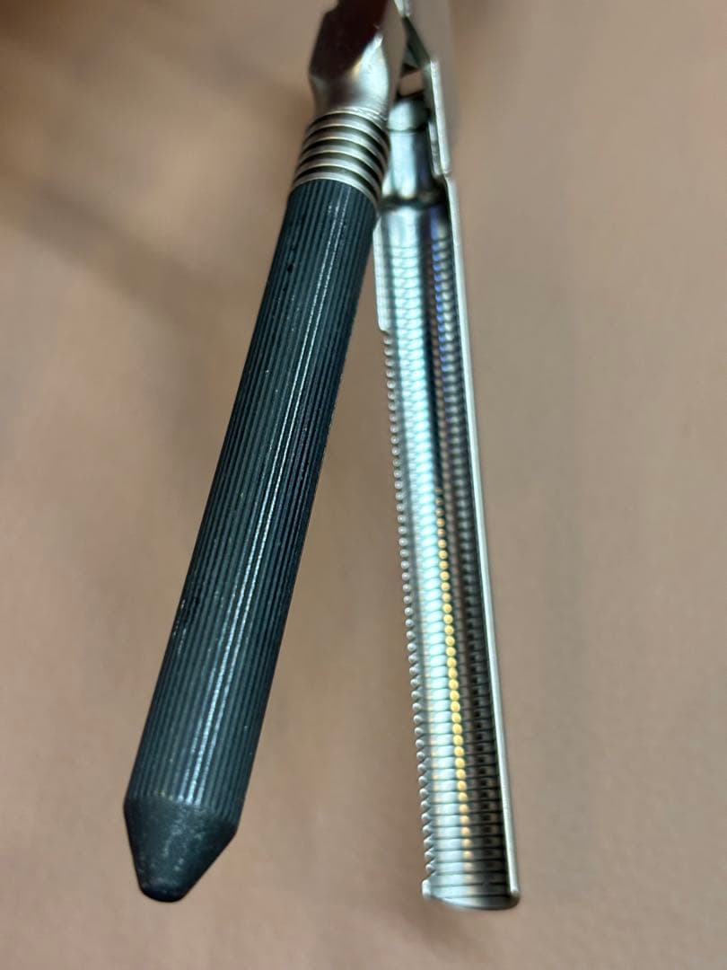 未使用品　HAKKO HI-MIC 10ミリ丸アイロン　/レンツアイロン