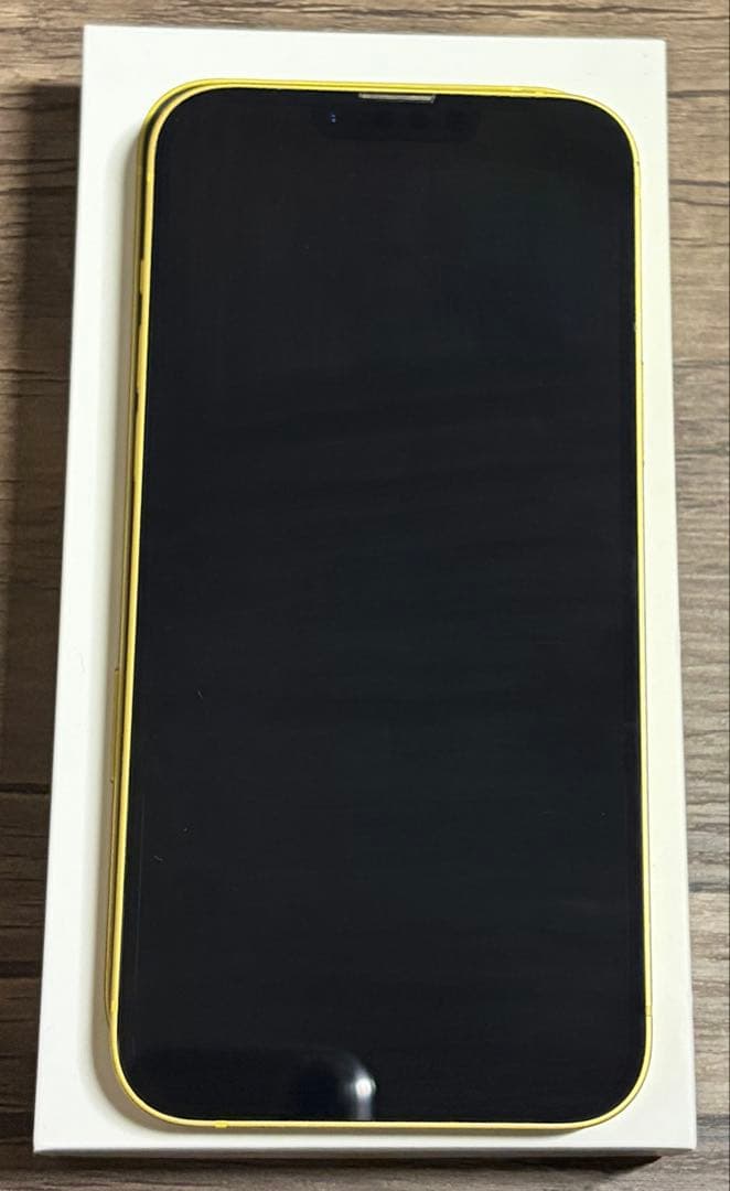 iPhone 14 Plus 本体　sim フリー　ケース付き