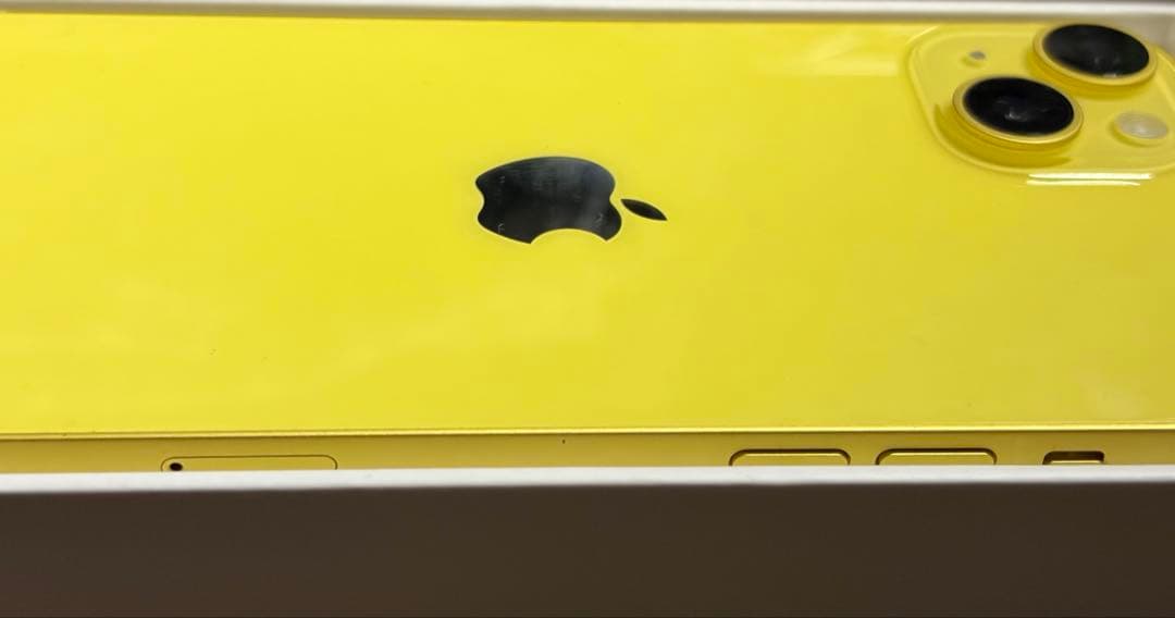 iPhone 14 Plus 本体　sim フリー　ケース付き