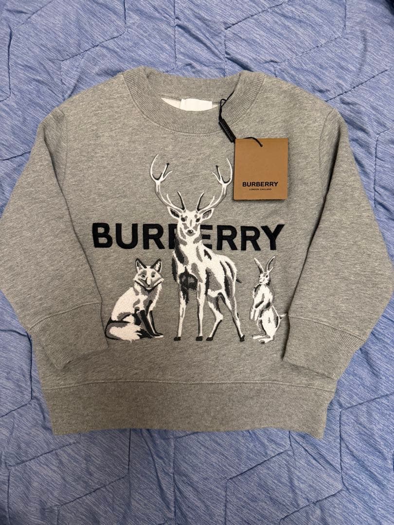 【専用】Burberry トレーナー スウェット 4y 新品未使用タグ付　セット
