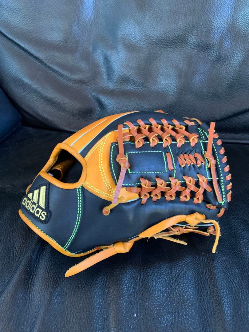 S*U様 アディダス　軟式グラブ　湯揉み型付け済み　未使用