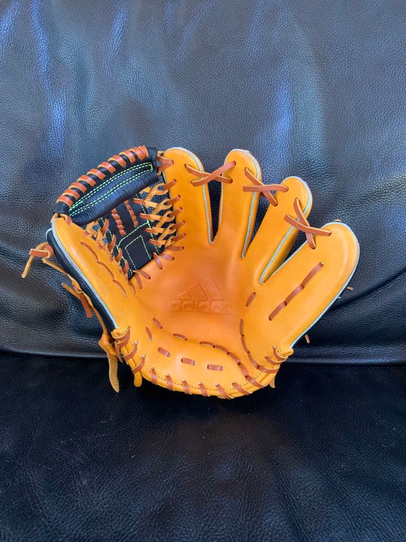 S*U様 アディダス　軟式グラブ　湯揉み型付け済み　未使用