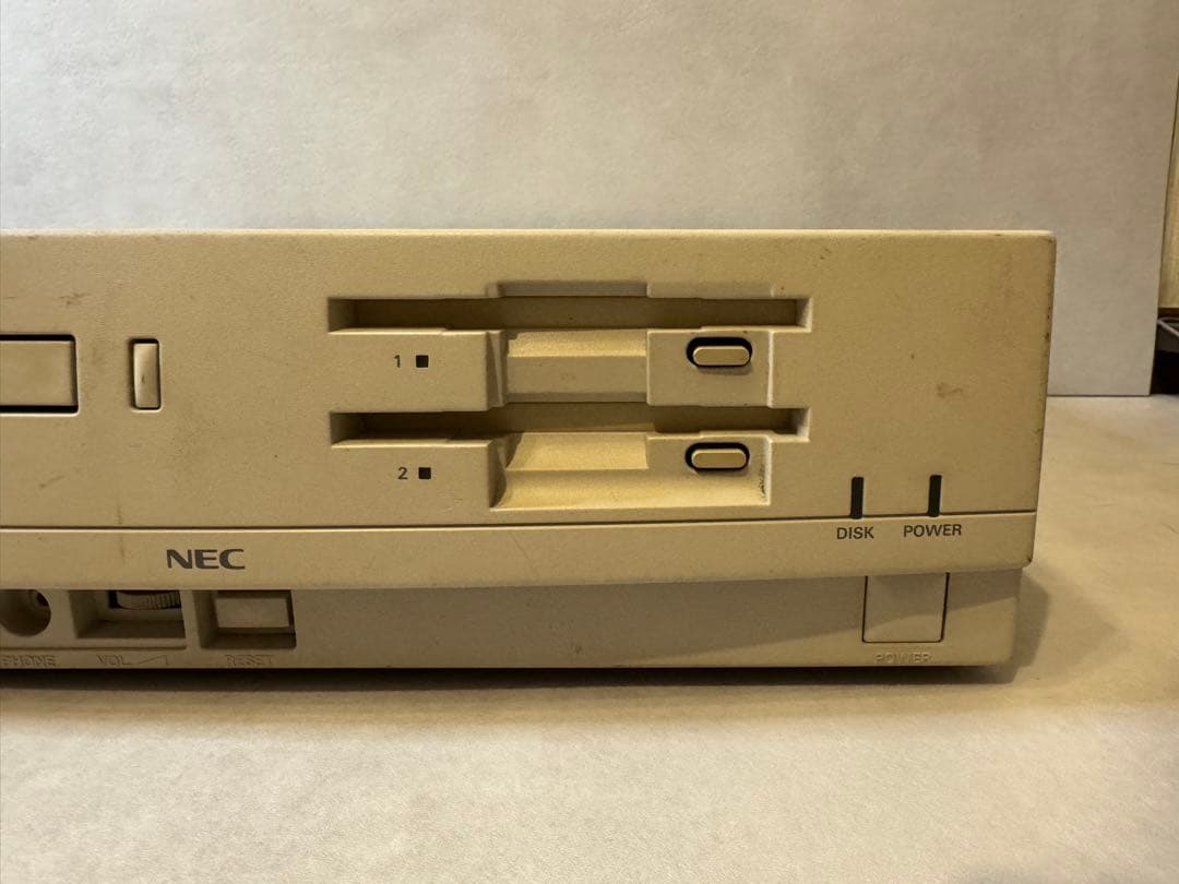 NEC PC-9821 Ce 本体