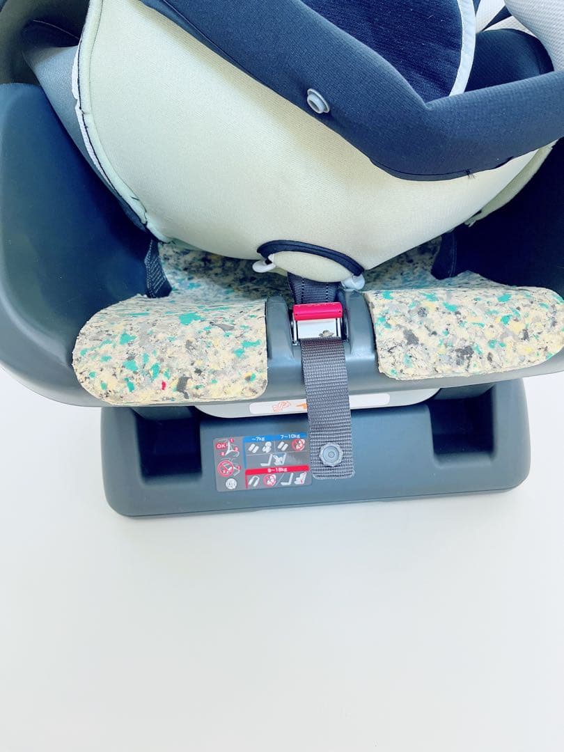 コンビ　Combi ウィゴー　エッグショック　LG 美品　チャイルドシート