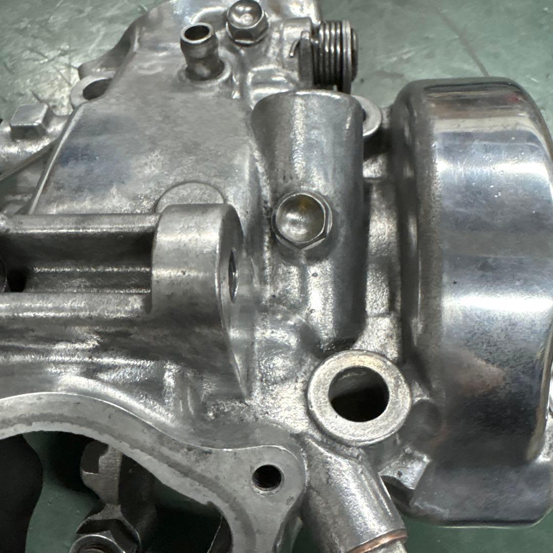 ひ*で様 sr400 2型　シリンダーヘッド　完全鏡面仕上げ