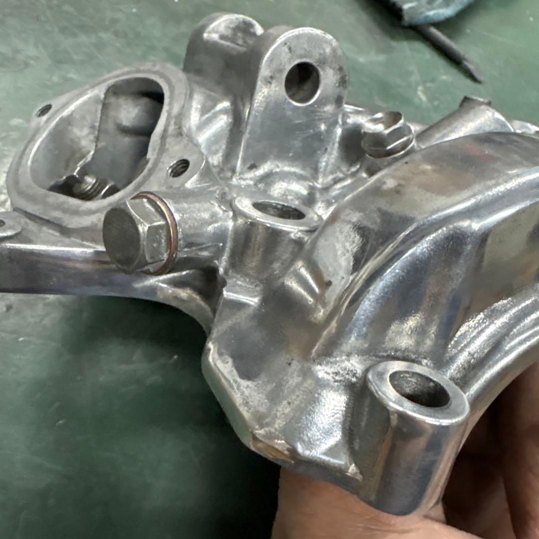 ひ*で様 sr400 2型　シリンダーヘッド　完全鏡面仕上げ