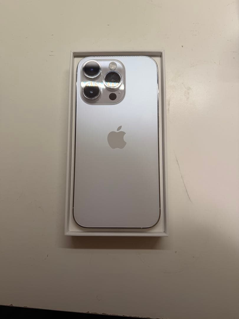 Apple iPhone 14 Pro シルバー 本体