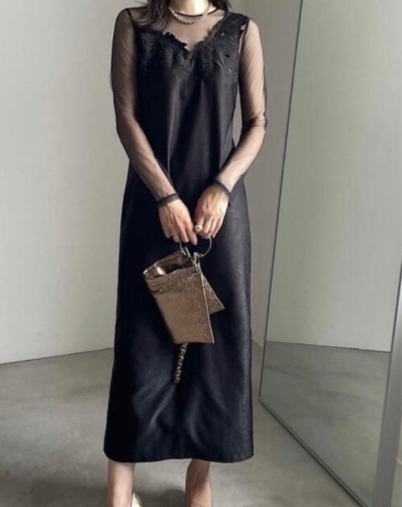 ワンピース UND RENEE CUTWORK DRESS