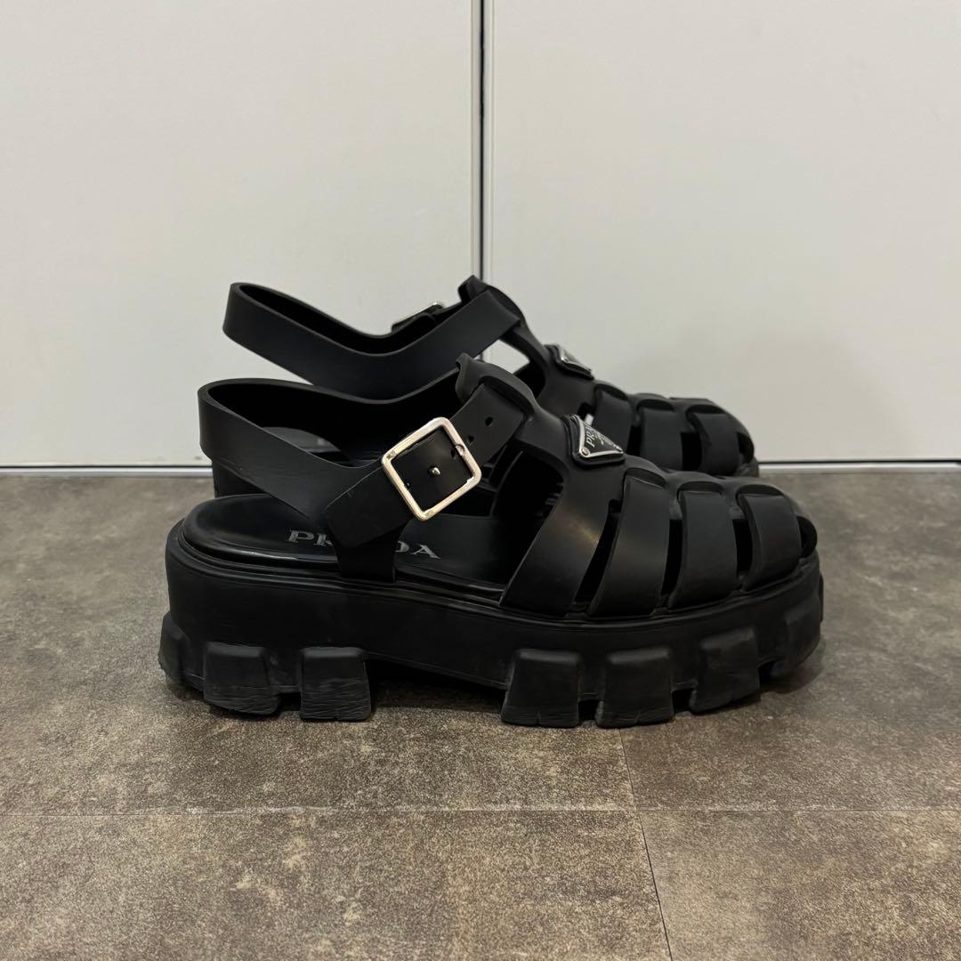 訳あり！PRADA モノリス ラバー サンダル