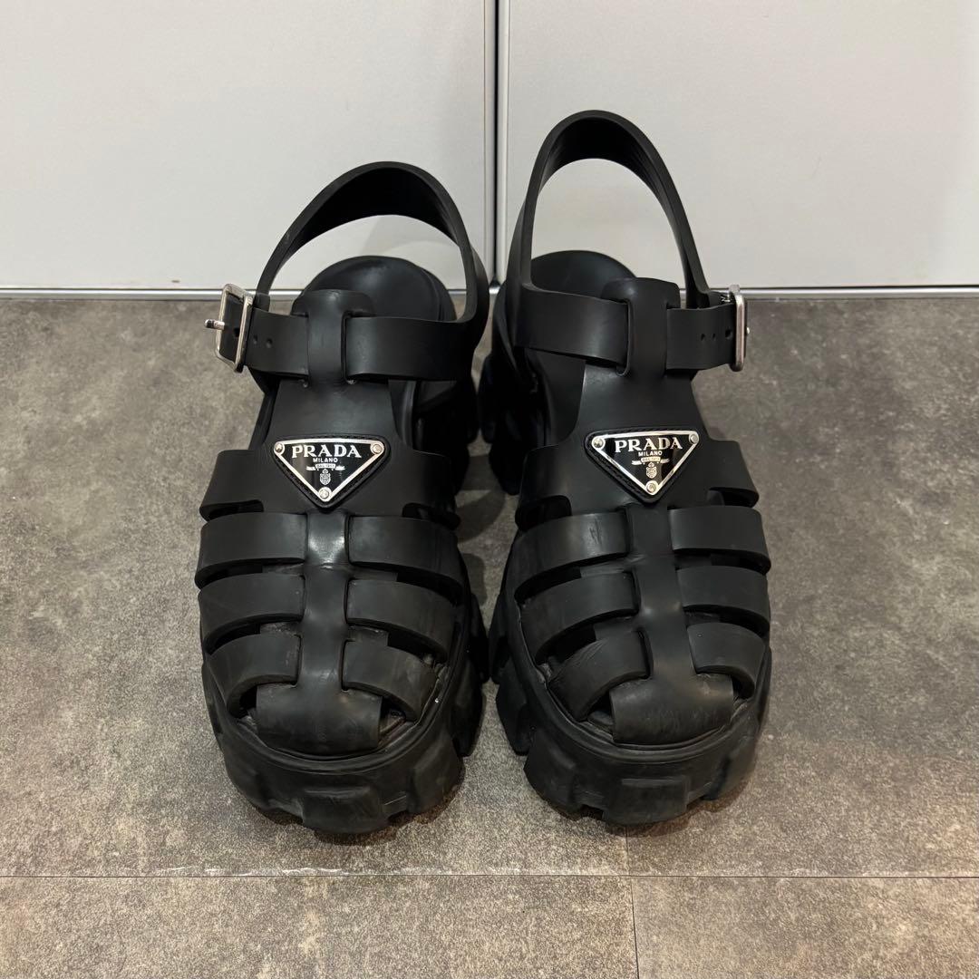 訳あり！PRADA モノリス ラバー サンダル