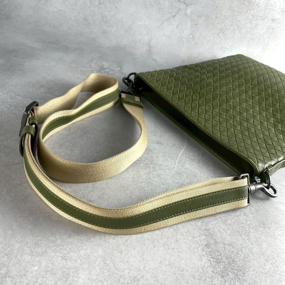 ボッテガベネタ イントレチャート ショルダーバッグ グリーン 276356