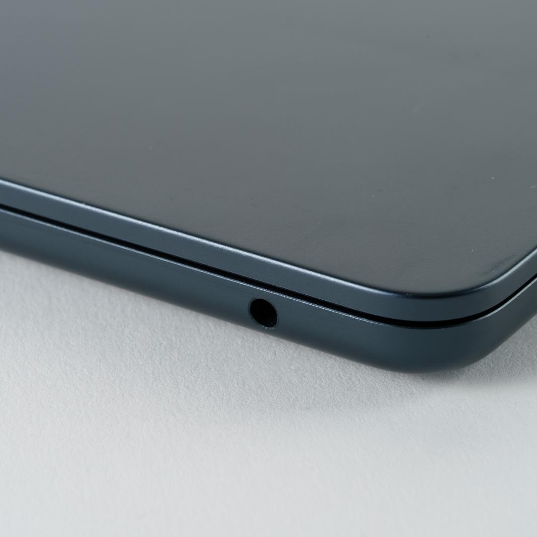 MacBook Air M2 13インチ 1TB SSD 16GB ミッドナイト