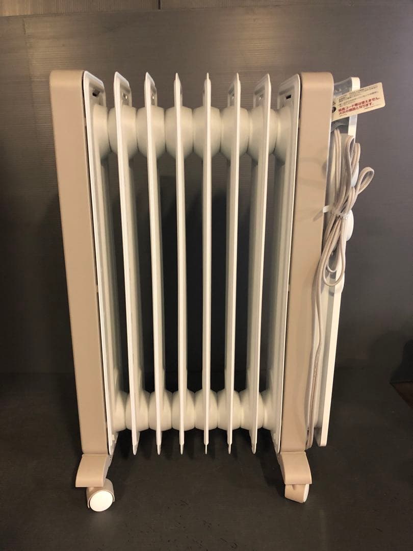 【未使用品】デロンギオイルヒーター　RHJ21F0812-WH