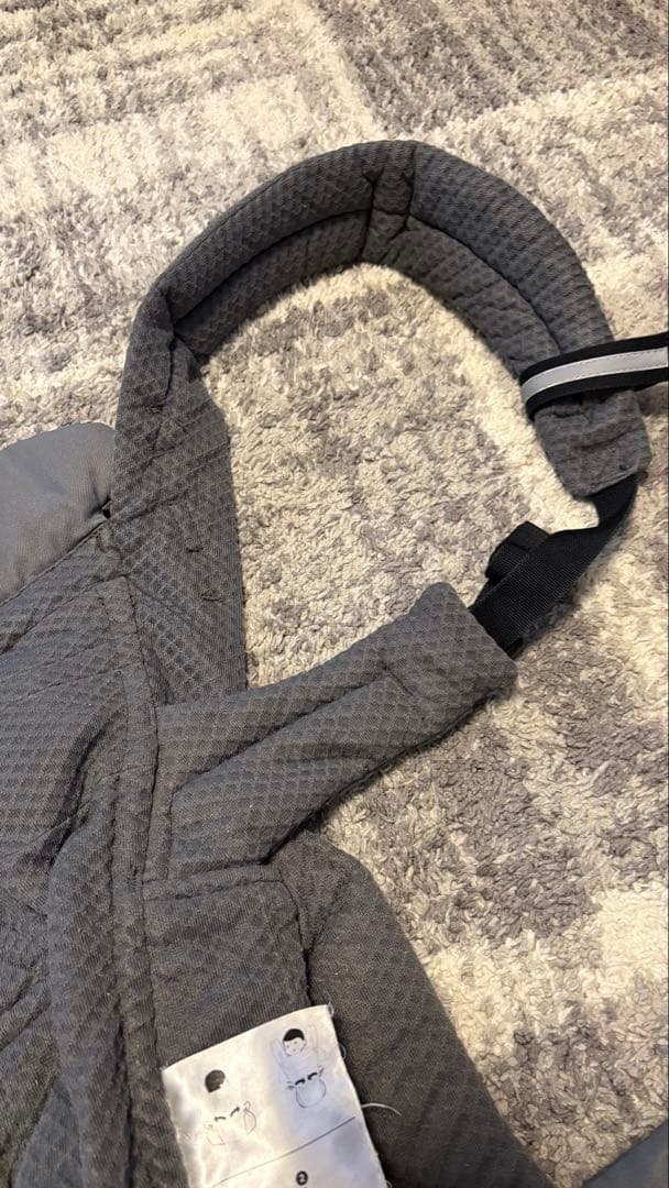 ergobaby オムニブリーズ 抱っこ紐　グラファイトグレー