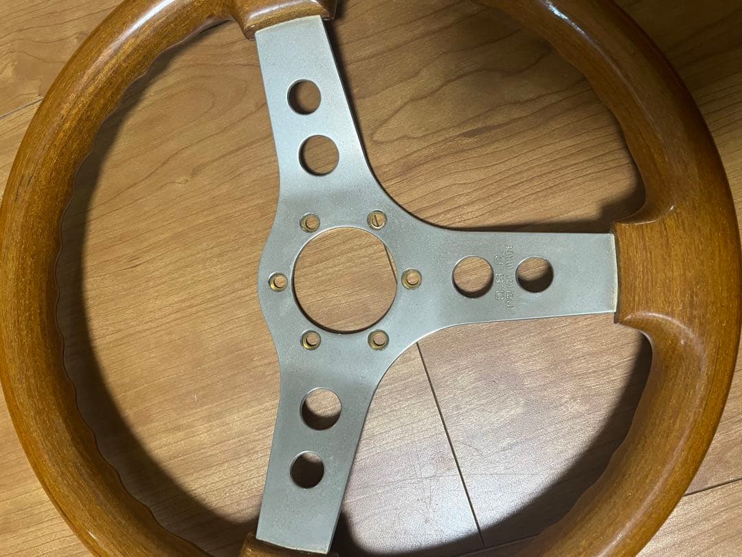 OBA ハンドル ウッドステアリング　最終値下げ！早い物勝ち‼️