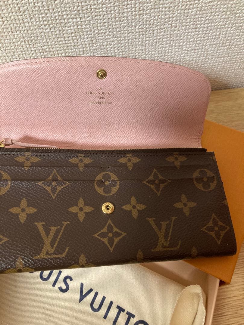 LOUIS VUITTON 長財布　ピンク