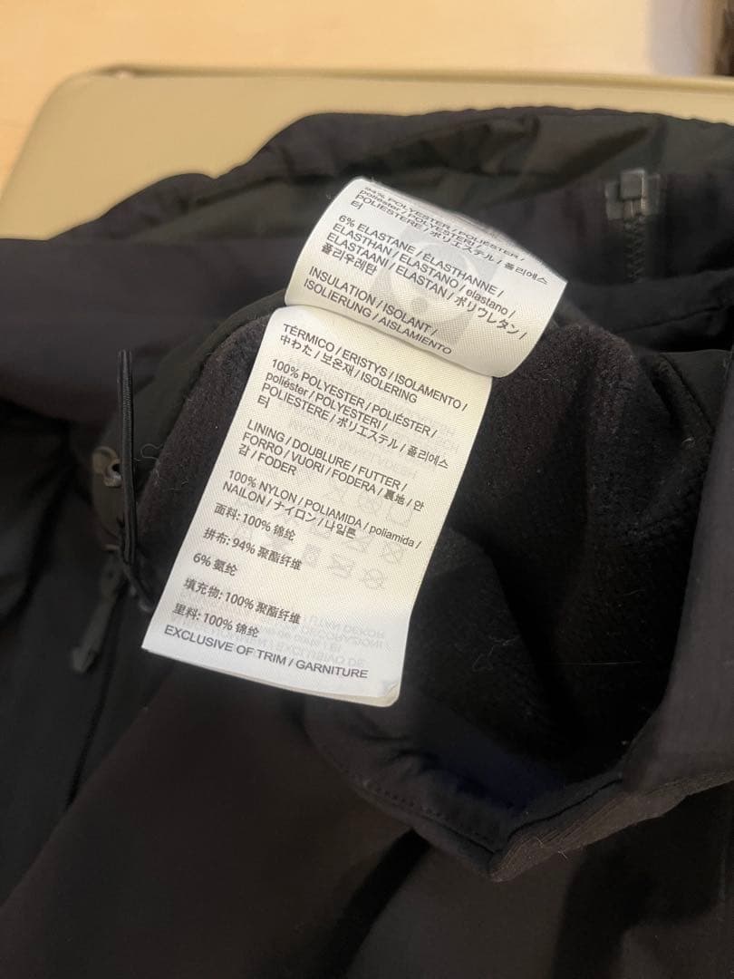 アークテリクス　アトムベスト　ブラック