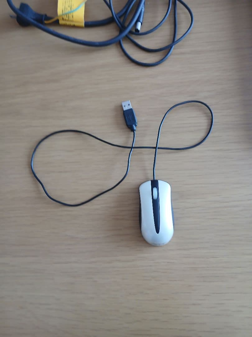 Dell Latitude 3540 ノートPC グレー