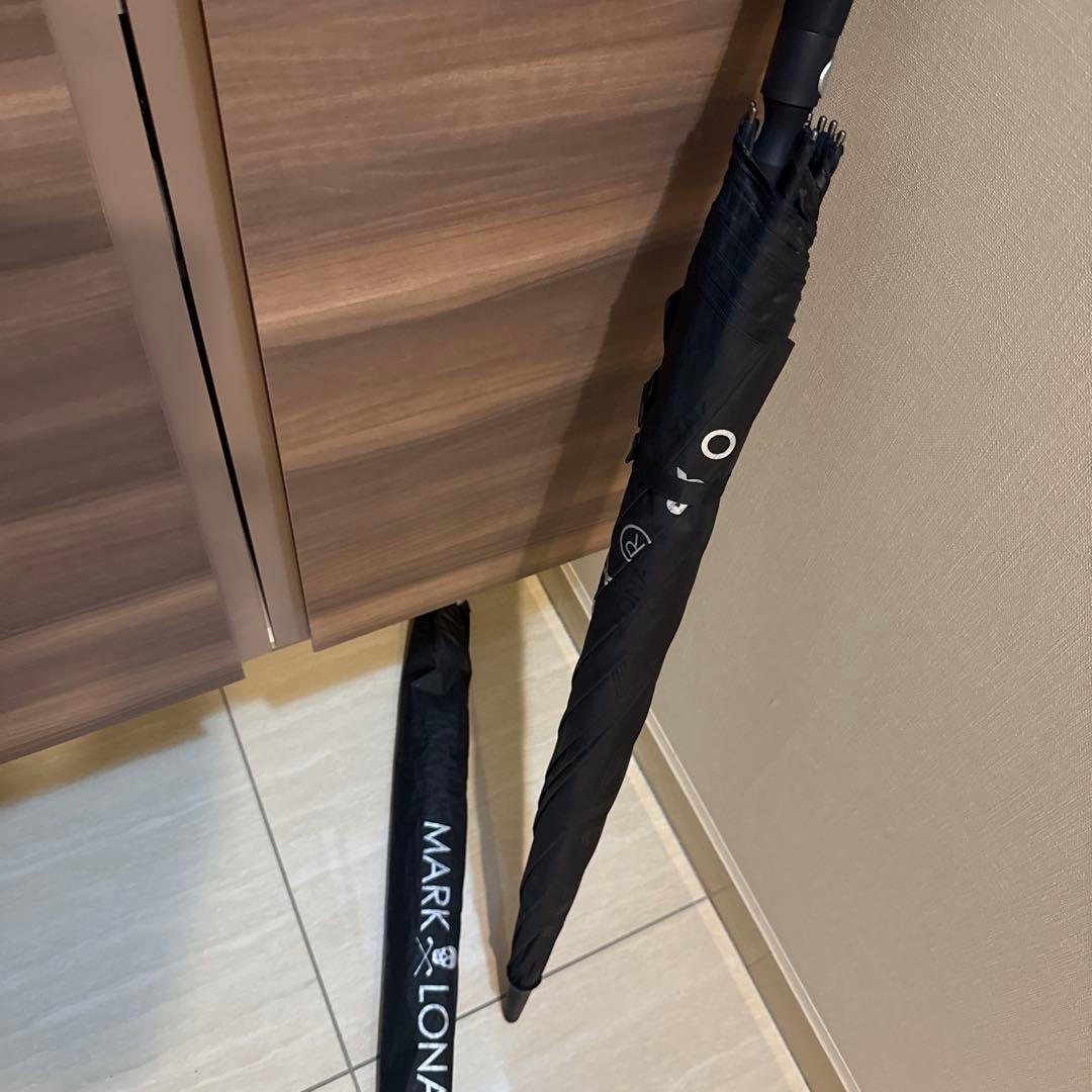 マークアンドロナ傘 黒