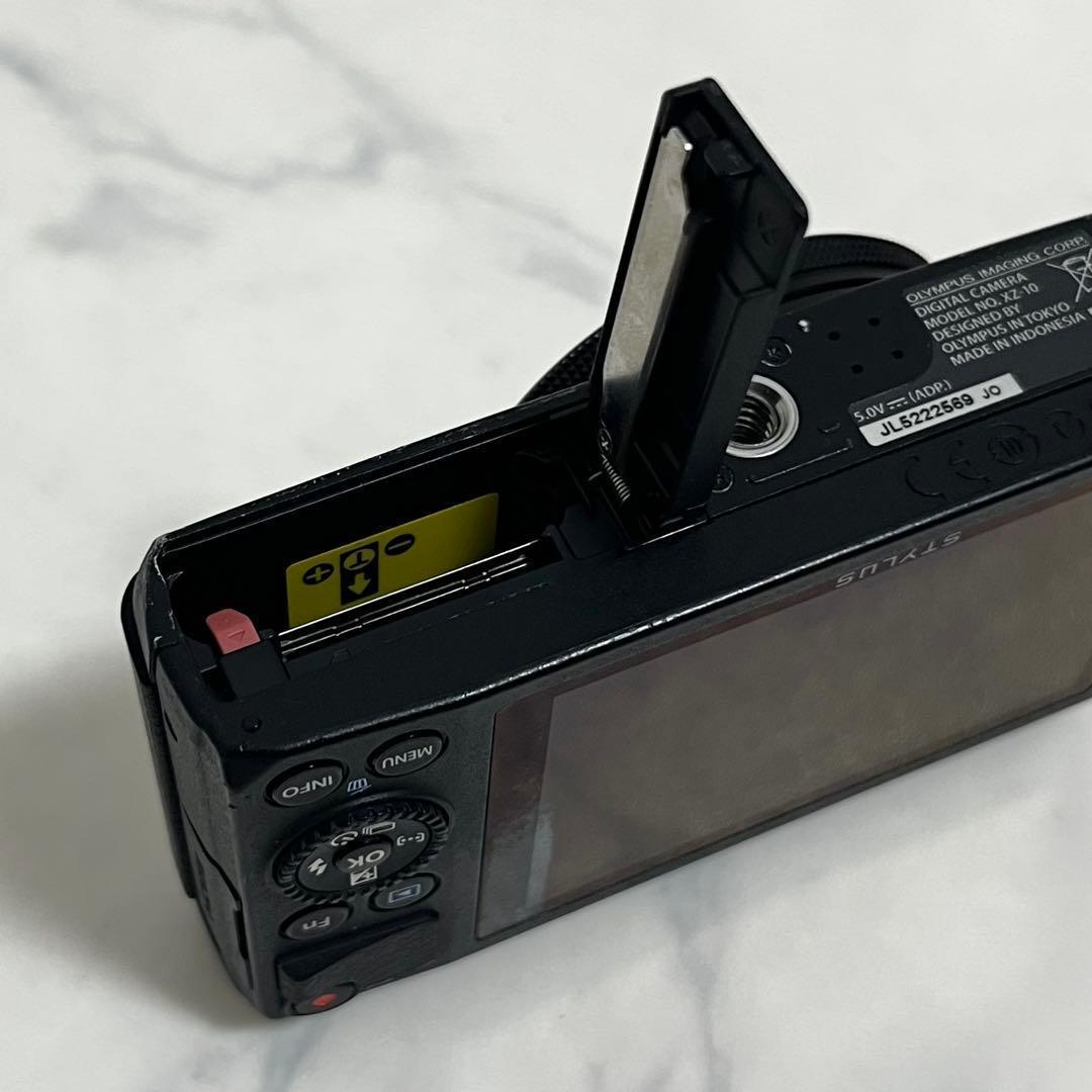 OLYMPUS オリンパス STYLUS XZ-10 デジカメ 箱 付属品完品