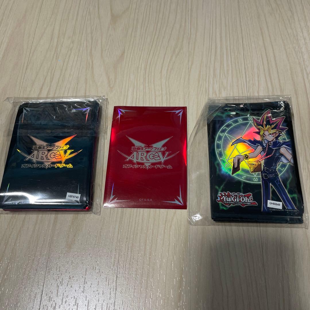 遊戯王　スリーブ　カードプロテクター