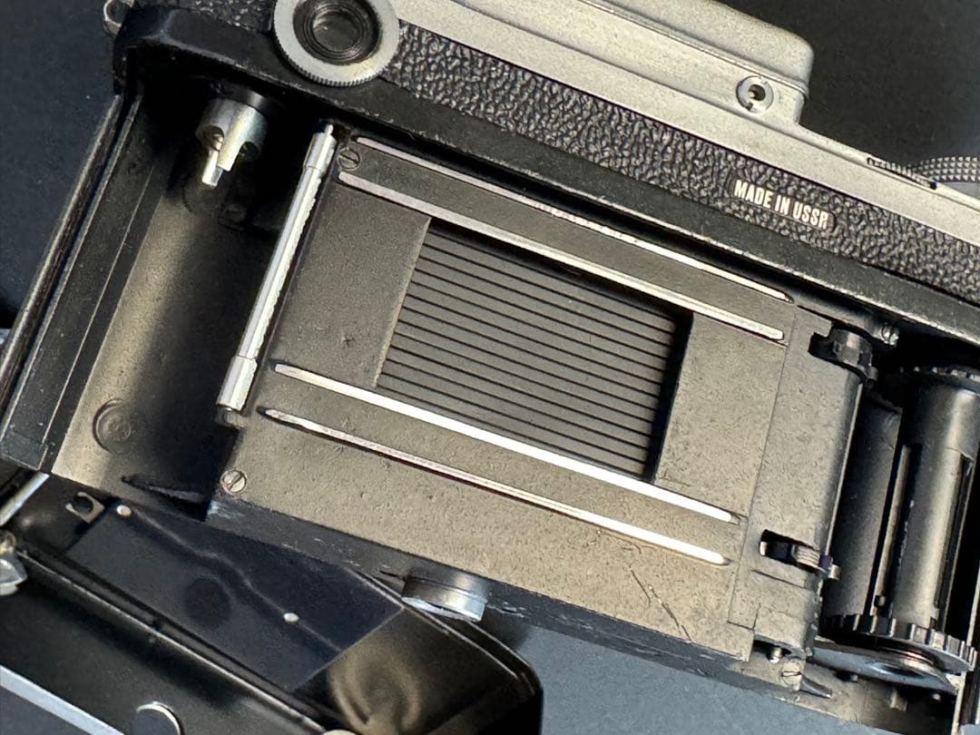 Kiev 4M + レンズ2本　+箱